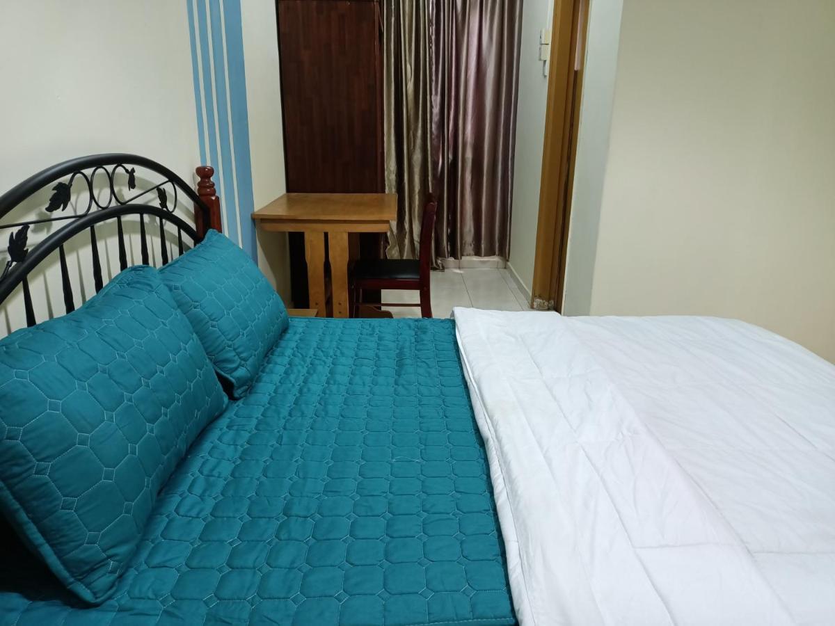 Oyo Home 90419 Sahar Guesthouse Malacca Eksteriør billede