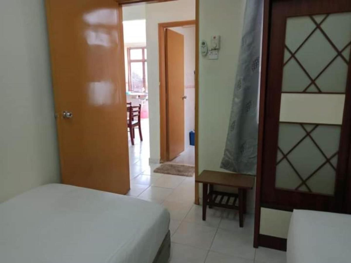 Oyo Home 90419 Sahar Guesthouse Malacca Eksteriør billede