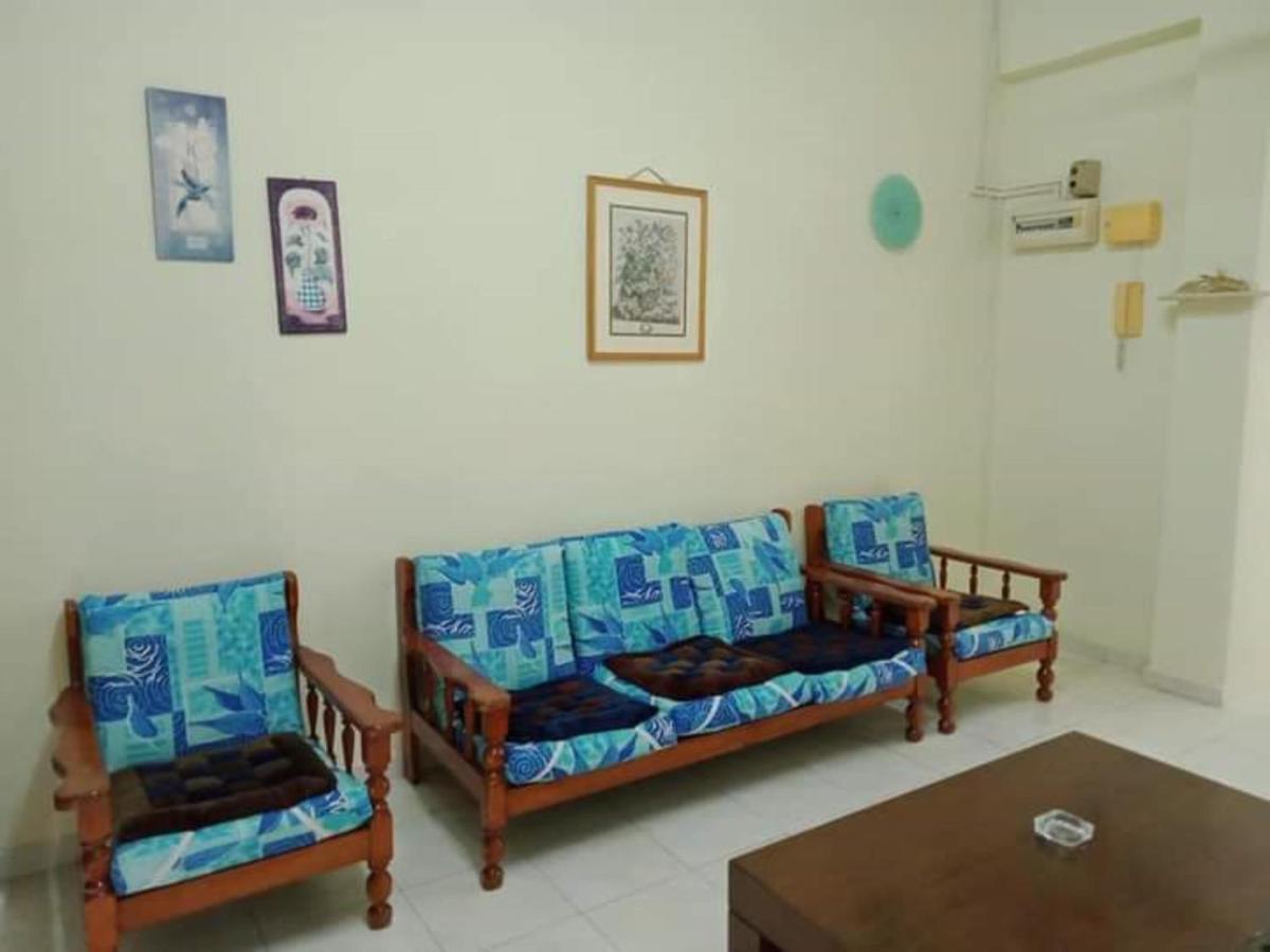 Oyo Home 90419 Sahar Guesthouse Malacca Eksteriør billede